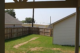 Beautiful 3 Bedroom Home with 2 Car Garage in Bellville, TX (Photo 6 of 11)