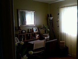 Great 3 Bedroom Single Family Home with 2 Car Garage in Albany, NY (Photo 5 of 6)