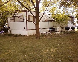 Nice 2 Bedroom Mobile Home Near Wayne Township Schools - $400/Mo in Indianapolis, IN (Photo 3 of 3)