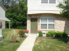 2br - Mason Condo/end Unit/wooded Back (mason, Oh) in Mason, OH