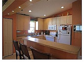 3/2 River Forest in Stuart, FL (Photo 4 of 4)