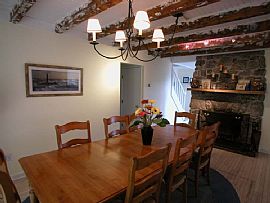 Charming 4 Bedroom Lake House with Gorgeous Lake Views! in New Fairfield, CT (Photo 3 of 8)