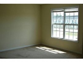 Beautiful 3 Bedroom  Townhouse Near Campbell University in Buies Creek, NC (Photo 3 of 5)