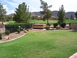 Accommodating 2 Bedroom Home at Raven Golf Course!! in Phoenix, AZ