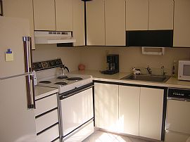 Lovely 2 Bedroom Home at Kings Point in 55+ Community in Delray Beach, FL (Photo 6 of 7)