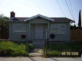Beautiful 3 Bedroom Home Near Elysian and Griffith Park in Los Angeles, CA (Photo 3 of 3)