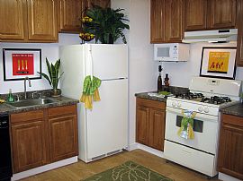 Terrific 1 Bedroom Apartment at Cambridge House  in Davis, CA (Photo 8 of 8)