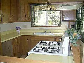 Beautiful 5 Bedroom Home with Bonus Room in Crestline, CA (Photo 1 of 6)