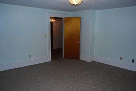 Mtvern/modern 2 Bedroom Apartment with High Ceilings in Somerville, MA (Photo 3 of 5)