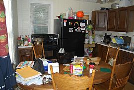 Dell/stunning 4 Br/single Family W/off St Parking in Somerville, MA