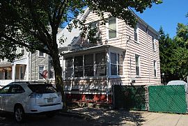 Virave/fantastic 4 Br Single Family Home with Hardwood Floors in Somerville, MA