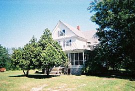 Wonderful 3 Bedroom Victorian Home in Eastern Shore! in Parksley, VA (Photo 3 of 12)