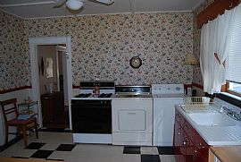 Central/fully Furnished 1 Br Apartment with Hardwood Floors in Medford, MA