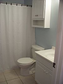 Ideal 2 Bedroom Townhouse with New Kitchen, Paint and Carpet in Tucson, AZ (Photo 5 of 9)