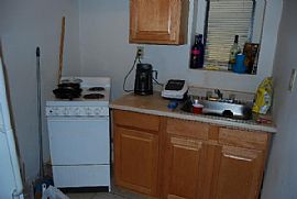 Large 1 Bedroom Apartment with Heat and Hot Water Included in Winter Hill, MA