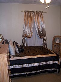 Beautiful 3 Bedroom Townhouse in Prime Location in Newport News, VA (Photo 3 of 9)