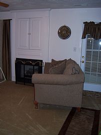 Beautiful 3 Bedroom Townhouse in Prime Location in Newport News, VA (Photo 9 of 9)