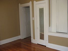 Nice 2 Bedroom Upper Level Apartment Near Steele Yard and School in Cleveland, OH (Photo 2 of 8)