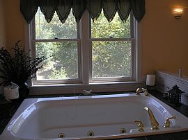 Modern 3 Bedroom Colonial Home with 2850 Sq. Ft. in Bow, NH (Photo 10 of 11)