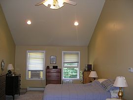 Modern 3 Bedroom Colonial Home with 2850 Sq. Ft. in Bow, NH (Photo 8 of 11)