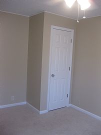 Delightful 2 Bedroom Condo - Ready to Move In! in Jeffersontown, KY (Photo 7 of 10)