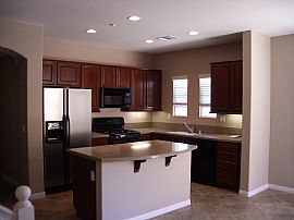 Elegant 3 Bedroom Luxury Townhouse in San Elijo Hills in San Marcos, CA (Photo 2 of 4)