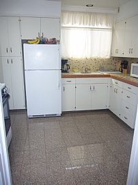 Clean House Looking For Tidy Occupants in San Francisco, CA (Photo 6 of 6)