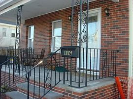 Sublime 3 Bedroom Home plus Bonus Room in Attic in Everett, MA