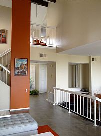 Beautiful Townhome in Gated Community in Bixby Knolls, CA
