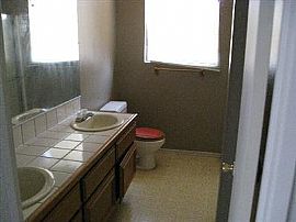 Great 3 Bedroom Home Behind Mall Area in Victorville, CA (Photo 4 of 4)