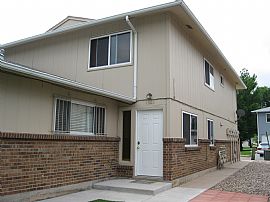 Fantastic 2-Story, 2 Bedroom Townhouse with Garage!! in Lakewood, CO