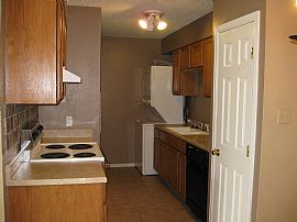 Fantastic 2-Story, 2 Bedroom Townhouse with Garage!! in Lakewood, CO (Photo 2 of 5)