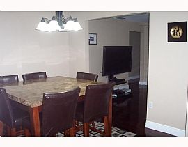 Picture Perfect 4 Bedroom Home with Pool and Lease Option in Largo, FL (Photo 6 of 9)