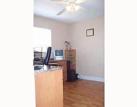 Picture Perfect 4 Bedroom Home with Pool and Lease Option in Largo, FL (Photo 9 of 9)