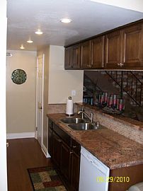 Beautiful Fully Remodeled 2 Bedroom Condo in Villa La Verne in La Verne, CA (Photo 3 of 8)