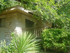 Big Apartment at 2001 Glen Allen with Big Trees in Austin, TX