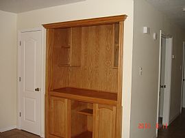 Appealing 2 Bedroom Home with Bonus Room in Diberville, MS (Photo 3 of 8)