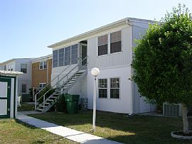 Quiet 2 Bedroom Condo For Senior Citizens Only in Port Charlotte, FL (Photo 2 of 6)
