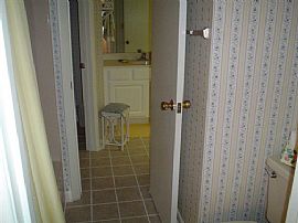 Partially Furnished 1 Bedroom Condo in Excellent Location  in Myrtle Beach, SC (Photo 4 of 9)