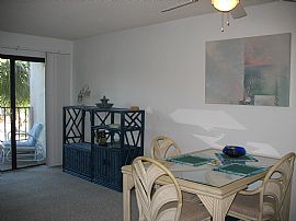 Partially Furnished 1 Bedroom Condo in Excellent Location  in Myrtle Beach, SC (Photo 5 of 9)