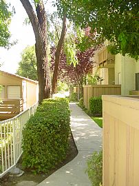 Phenomenal 2 Bedroom Condo with Upgraded Tile Flooring in Diamond Bar, CA (Photo 7 of 7)