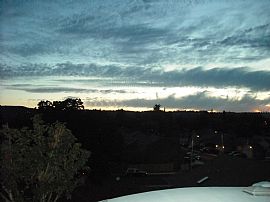 Spacious 3 Bedroom Duplex Home with Beautiful View in Gladstone, OR (Photo 1 of 6)