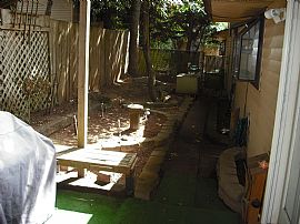 Spacious 3 Bedroom Duplex Home with Beautiful View in Gladstone, OR (Photo 6 of 6)