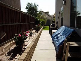 Beautiful 5 Bedroom Home on a Corner Lot with 3 Car Garage in Riverside, CA (Photo 10 of 12)