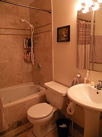 Beautiful 2 Bedroom Condo - Updated Throughout with 1 Car Garage in Prospect Heights, IL (Photo 4 of 5)