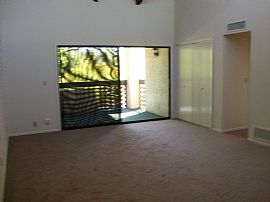 Great Condo For Rent - Terrific Location/scottsdale! in Scottsdale, AZ (Photo 3 of 8)
