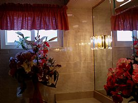 Phenomenal 3 Bedroom  Home with Freshly Painted Rooms in Baltimore, MD (Photo 2 of 7)