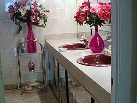 Phenomenal 3 Bedroom  Home with Freshly Painted Rooms in Baltimore, MD (Photo 5 of 7)