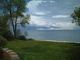 Magnificent 2 Bedroom Luxury Condo on Lake Michigan in Racine, WI (Photo 4 of 6)