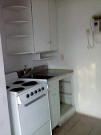 Rent Tucson Studio Call/llame 520-808-3609 Crestedsp@gmail.Com in South Tucson, AZ (Photo 4 of 8)